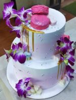 Orchid Vanilla Cake in Durgapur